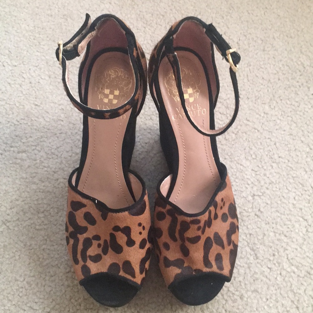 Vince Camuto cheetah wedges